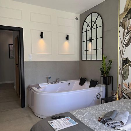 Jacuzzi Apartamenty Gdansk - Relax Apartments Dış mekan fotoğraf