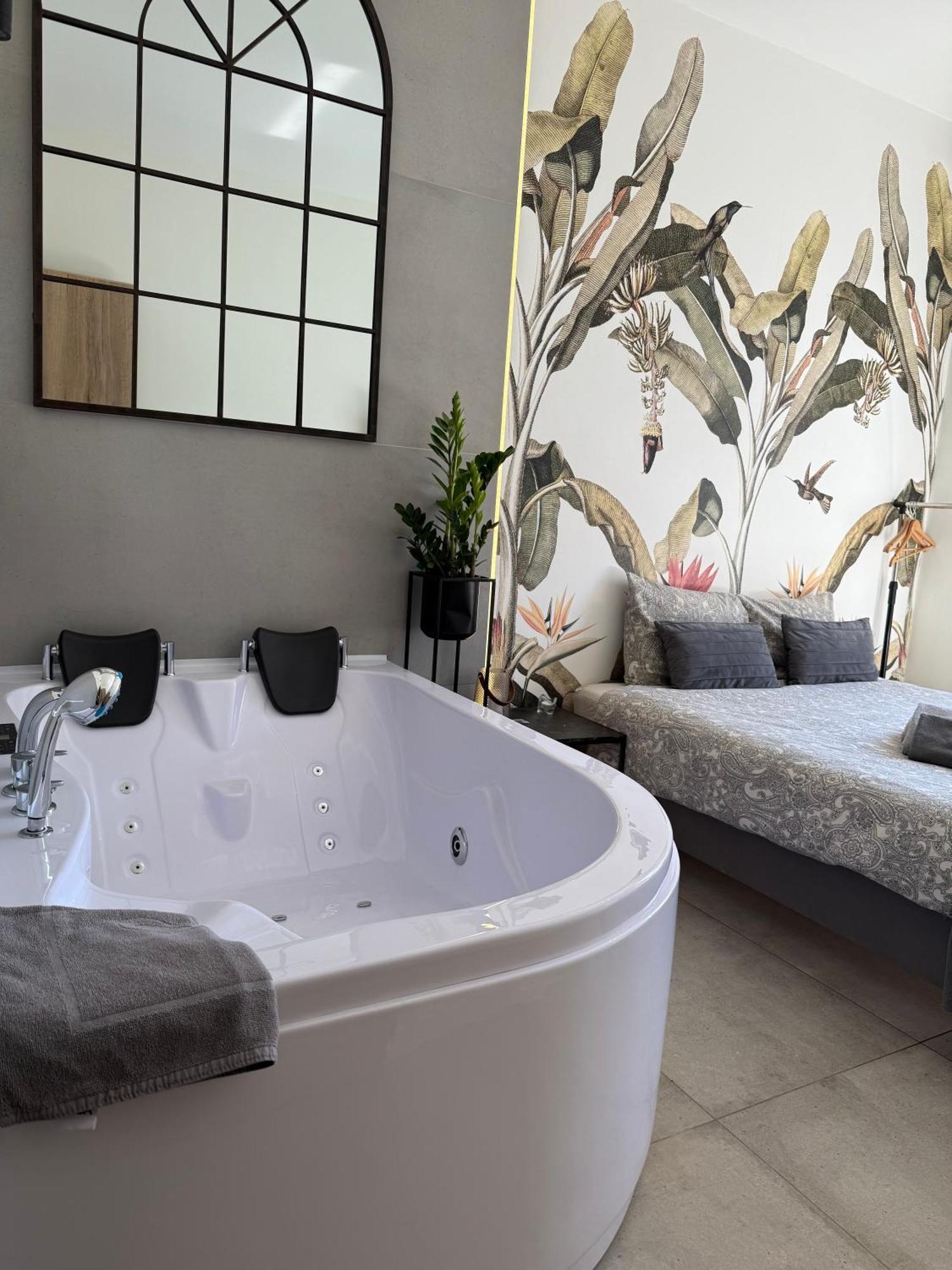 Jacuzzi Apartamenty Gdansk - Relax Apartments Dış mekan fotoğraf