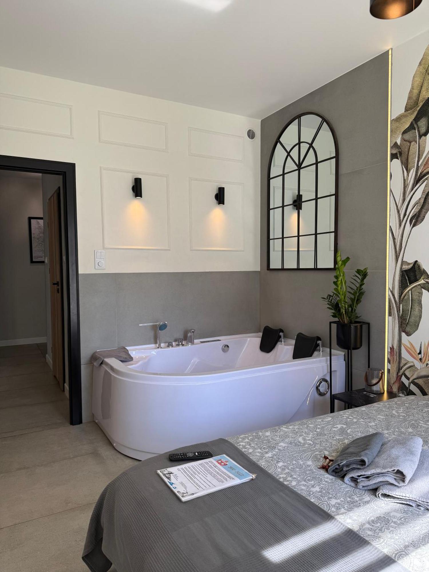 Jacuzzi Apartamenty Gdansk - Relax Apartments Dış mekan fotoğraf